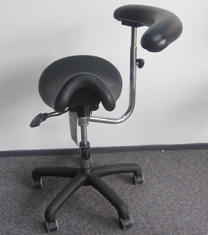 Bambach Saddle Seat with Belly Bar but NO Back Rest - In Black, Charcoal or Windsor (ADD $100 for specialty colours)